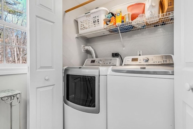 laundry area featuring laundry area and independent washer and dryer