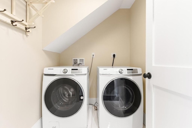 30 Southfield Ln Unit 30, Sherborn, MA 01770 - laundry room featuring washing machine and dryer
