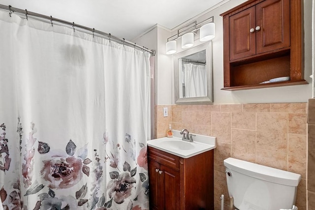 26 Enfield Rd, Winthrop, MA 02152 - bathroom featuring vanity, tile walls, a wainscoted wall, and curtained shower