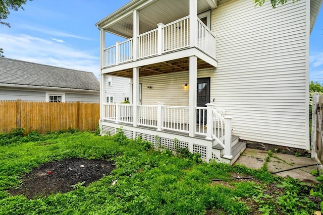 26 Enfield Rd, Winthrop, MA 02152 - entrance to property featuring a balcony