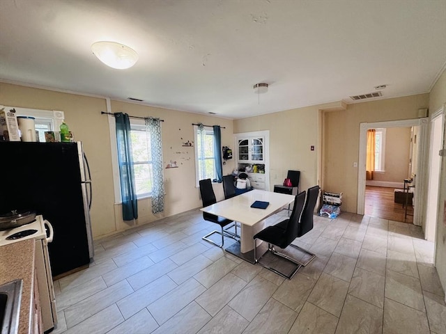 14 Gage St, Worcester, MA 01605 - view of dining room
