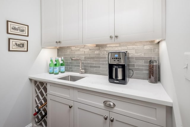 256 W Newton St Unit 1, Boston, MA 02116 - bar featuring a sink and decorative backsplash