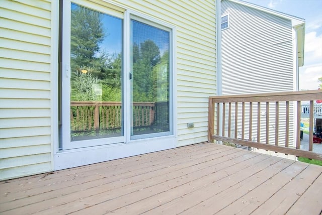 12 Kestrel Ln Unit 7, Westford, MA 01886 - view of wooden terrace
