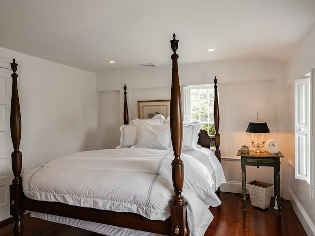 11 Water St, Duxbury, MA 02332 - bedroom featuring wood finished floors, recessed lighting, vaulted ceiling, and baseboards