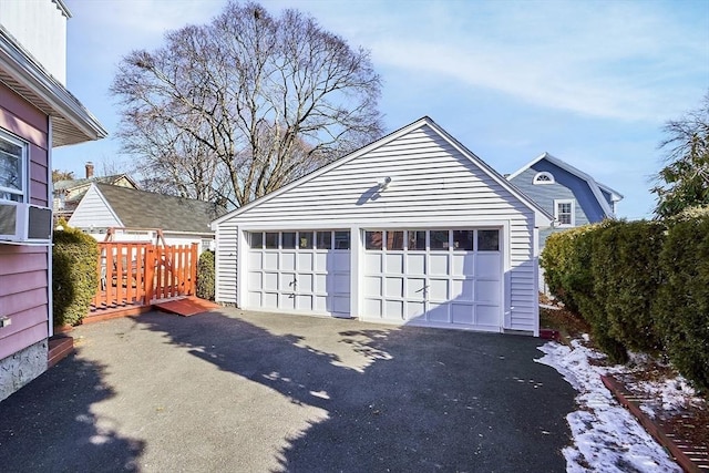 view of detached garage