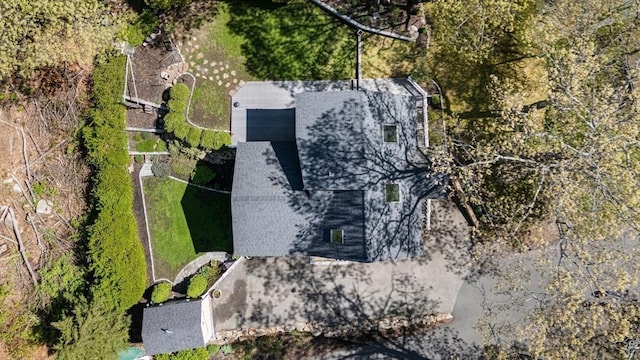 aerial view of property and surrounding area