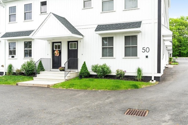 50 Frankfort St Unit 1, Fitchburg, MA 01420 - view of front of home featuring roof with shingles