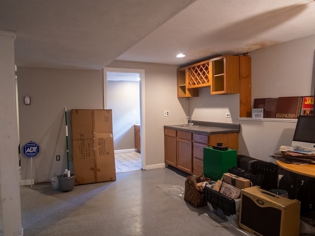 kitchen featuring sink