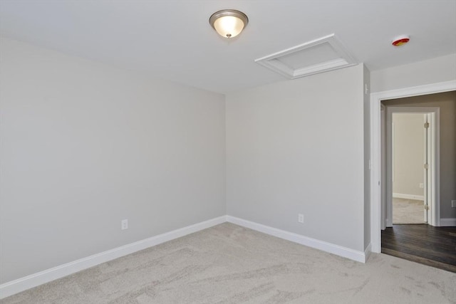 spare room with carpet flooring