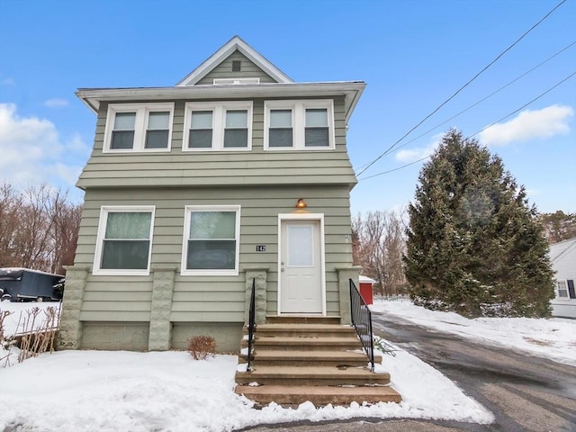 view of front of home