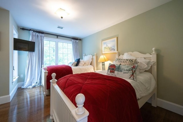 5 Copperbeech Cir, Westborough, MA 01581 - bedroom featuring wood finished floors and baseboards