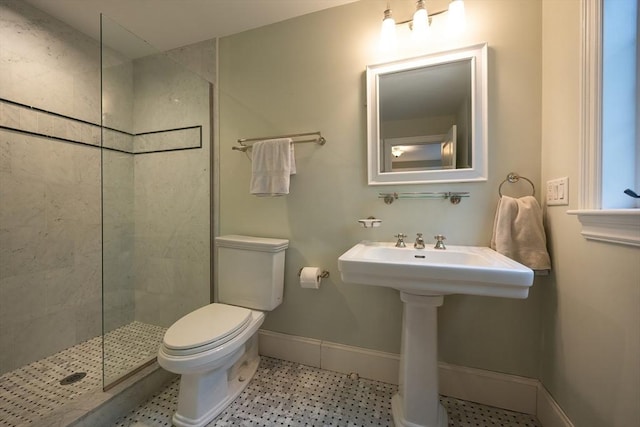 5 Copperbeech Cir, Westborough, MA 01581 - full bathroom featuring toilet, walk in shower, and baseboards