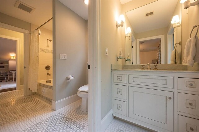 5 Copperbeech Cir, Westborough, MA 01581 - full bath featuring toilet, vanity, shower / bathtub combination with curtain, baseboards, and tile patterned floors