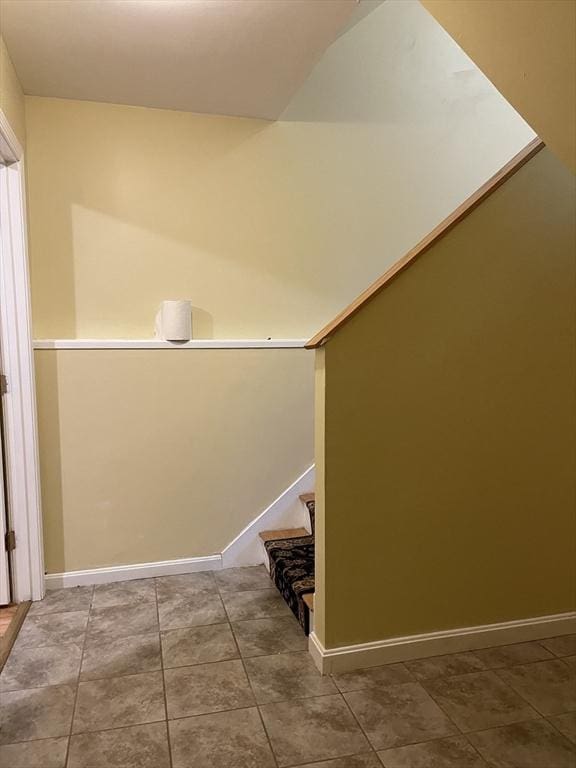 24A Outlook Dr Unit A, Worcester, MA 01602 - staircase with baseboards
