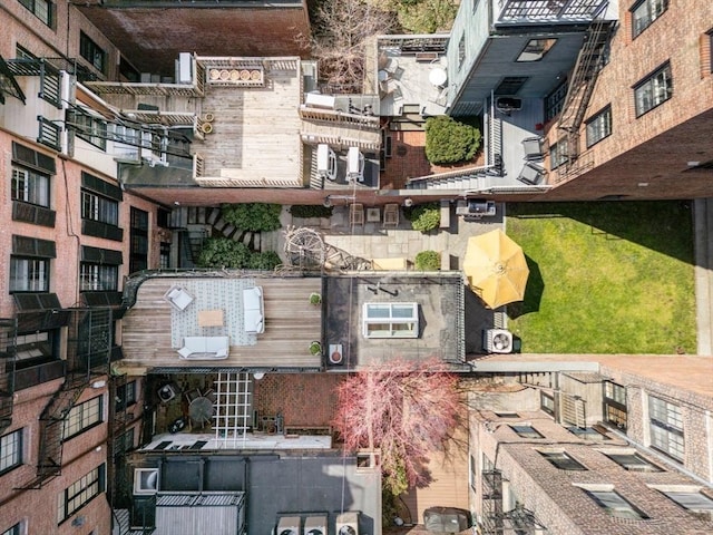 101 Pinckney St, Boston, MA 02114 - exterior space