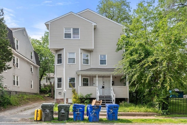 404-406 Franklin St, Springfield, MA 01104 - view of front of home featuring a porch