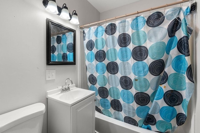 404-406 Franklin St, Springfield, MA 01104 - bathroom with vanity, toilet, and shower / bath combo