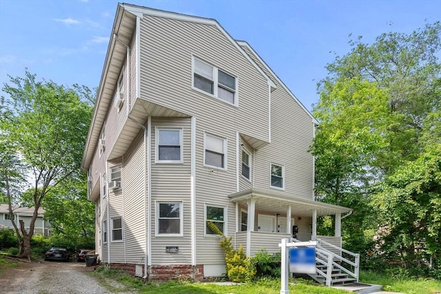 404-406 Franklin St, Springfield, MA 01104 - view of front of house with covered porch