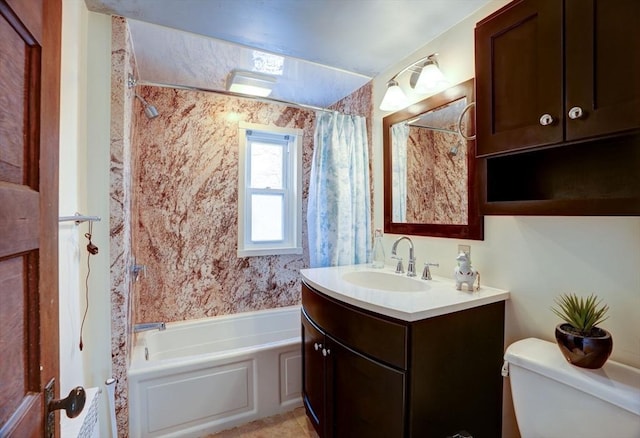 full bathroom featuring toilet, shower / bathtub combination with curtain, and vanity