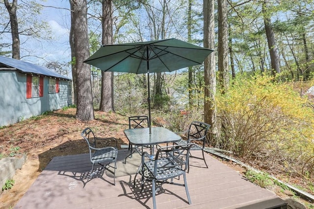 6 Hillside Rd, Holland, MA 01521 - view of patio featuring outdoor dining area