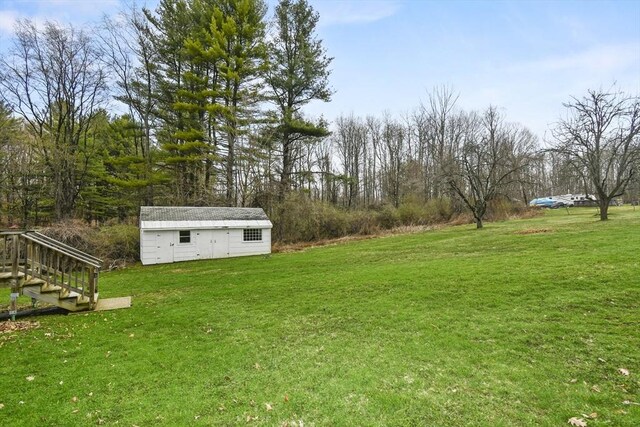 41 Bryant St, Pittsfield, MA 01201 - view of yard with an outbuilding