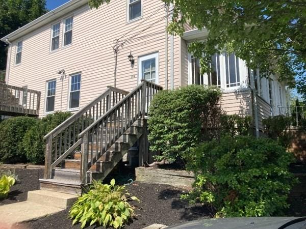 17 Carter Rd, Braintree, MA 02184 - view of side of property