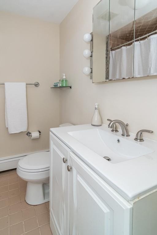 full bath with tile patterned floors, toilet, vanity, and a shower with curtain