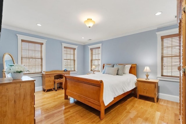 bedroom featuring recessed lighting, baseboards, light wood-style flooring, and ornamental molding