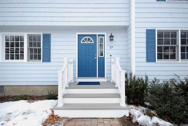 view of property entrance