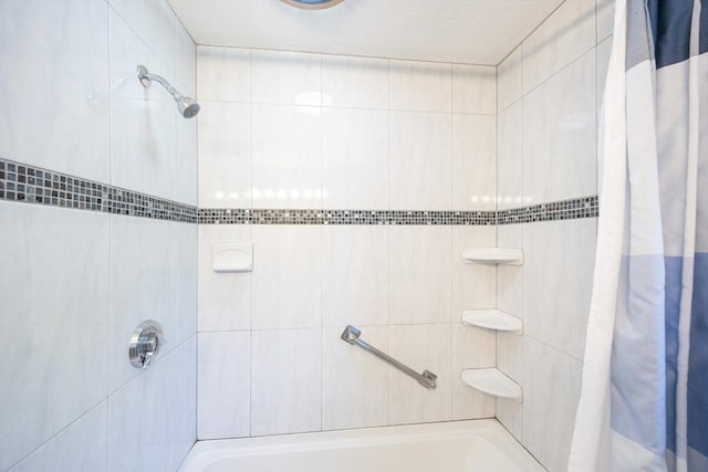 165 Roundtop Rd, Marlborough, MA 01752 - full bathroom featuring a shower with shower curtain