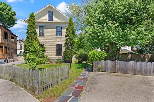 21 College Hill Rd, Somerville, MA 02144 - view of property exterior