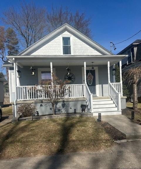 view of front of property with a porch