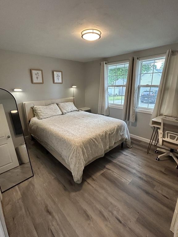 1 Sunderland Ter, Worcester, MA 01604 - bedroom featuring dark wood finished floors and baseboards