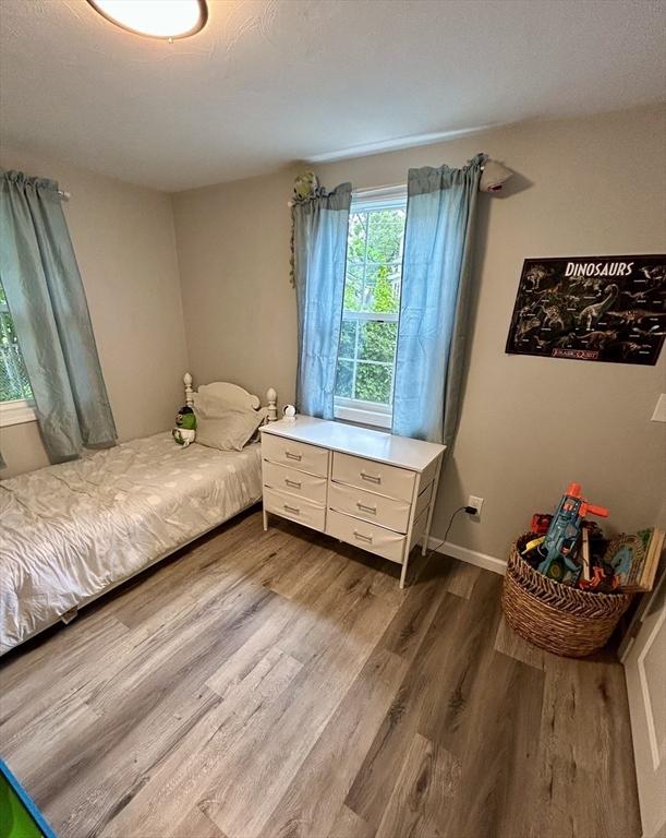 1 Sunderland Ter, Worcester, MA 01604 - bedroom featuring wood finished floors and baseboards