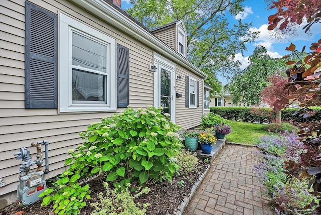 72 Marlboro St, Dedham, MA 02026 - view of side of property