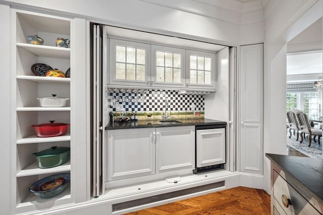135 Marsh St, Belmont, MA 02478 - bar featuring backsplash, wet bar, and a sink