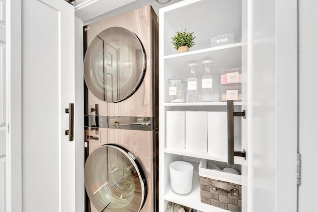 47 Fenwick Cir, Methuen, MA 01844 - laundry room with stacked washer / dryer