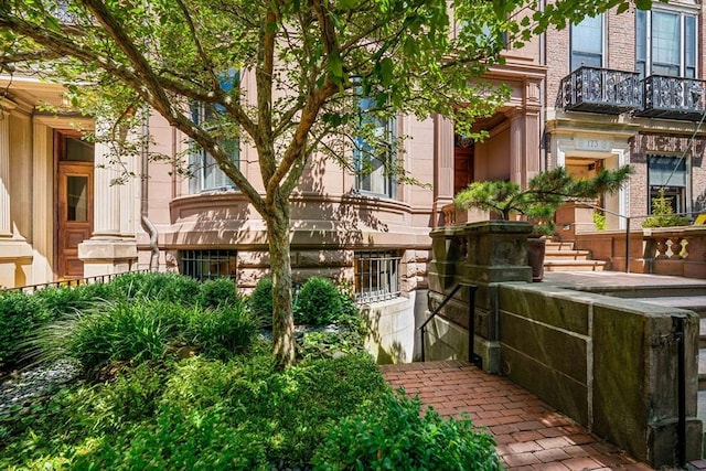175 Commonwealth Ave Unit A, Boston, MA 02116 - view of property's community