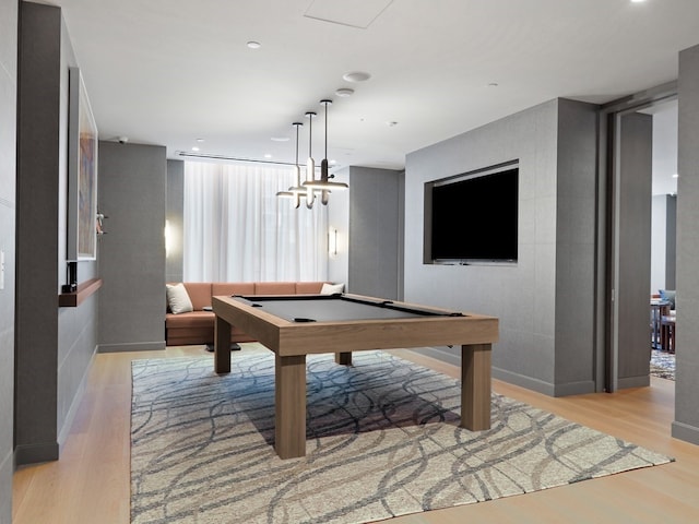 playroom with billiards and light wood-type flooring