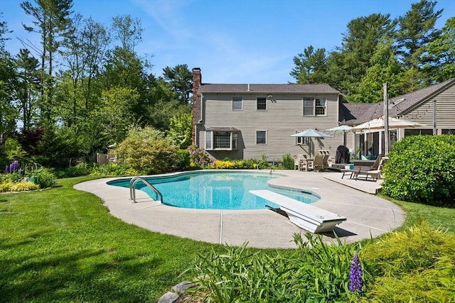 7 Stoney Hill Rd, Mattapoisett, MA 02739 - outdoor pool with a patio, a yard, and a diving board