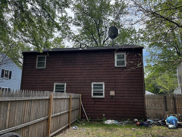 52-54 Campechi St, Springfield, MA 01104 - view of property exterior with fence