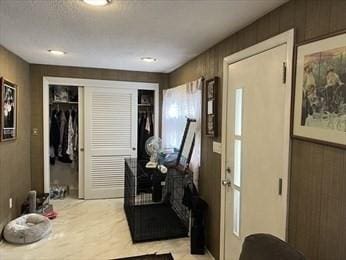 view of foyer entrance