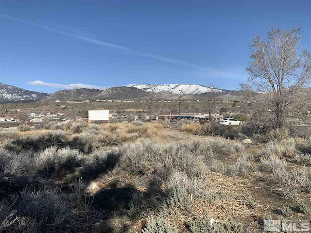 Listing photo 2 for 967 Mica Dr, Carson City NV 89705