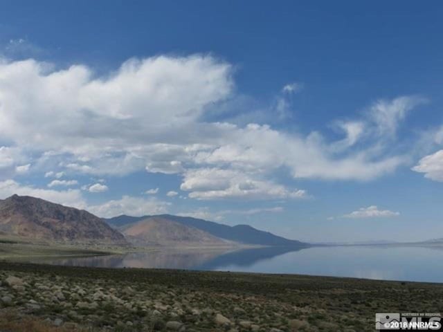 Listing photo 2 for 51 Shores Dr, Walker Lake NV 89415