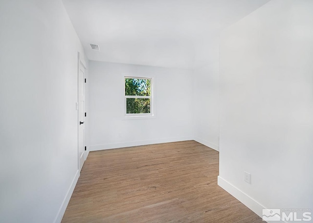 empty room featuring light hardwood / wood-style flooring