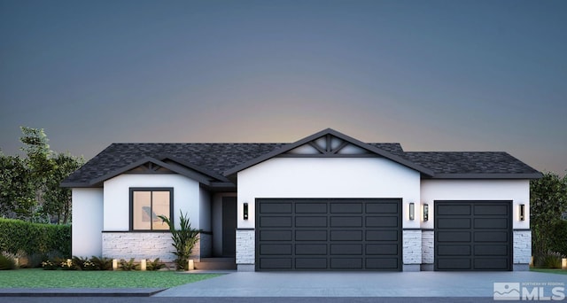 view of front facade featuring a garage