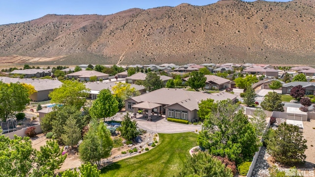 bird's eye view with a mountain view