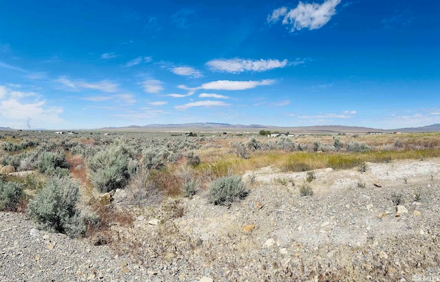 Listing photo 3 for 12585 Hawthorne Ct, Lovelock NV 89419