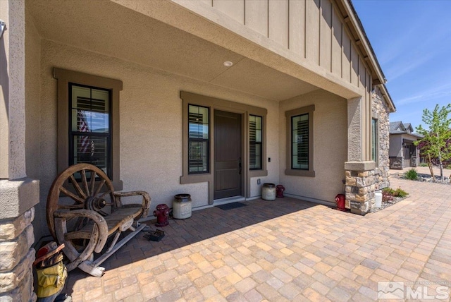 view of patio / terrace featuring covered porch