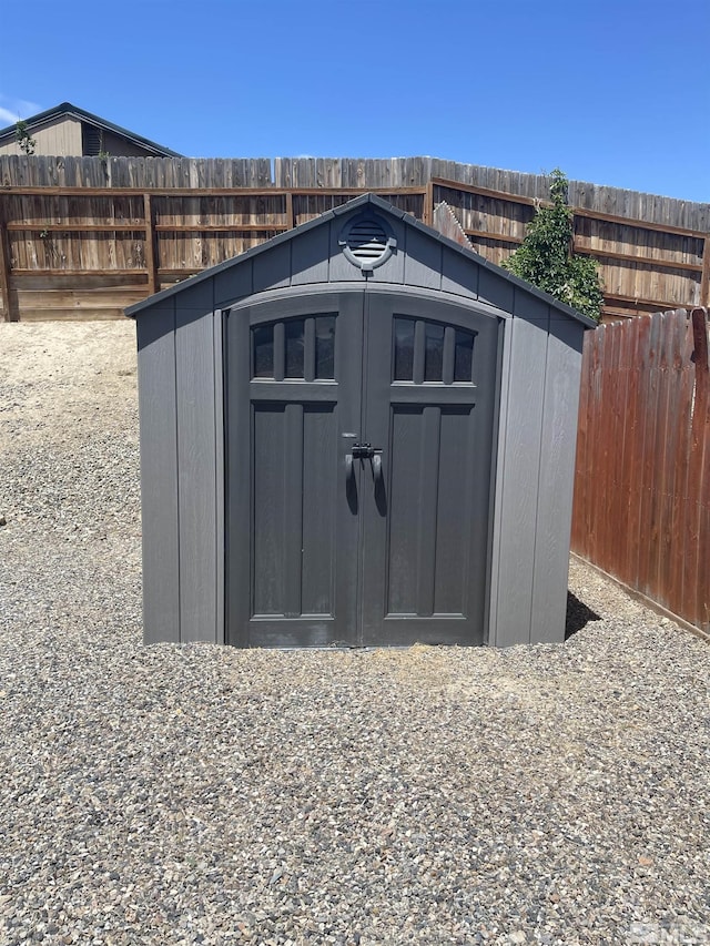 view of outbuilding